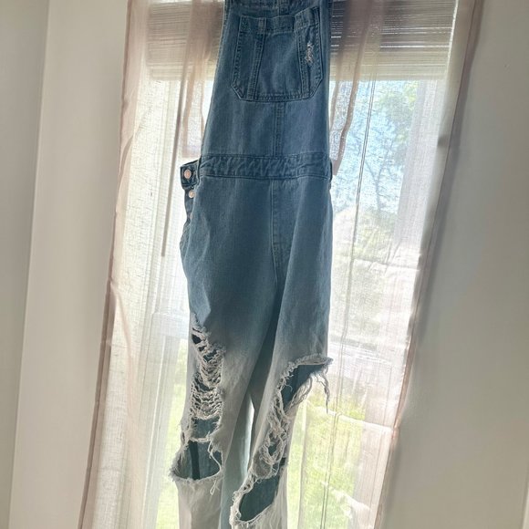 Distressed Overall Jeans, bleached ombre light blue denim - 90s Style - Picture 4 of 8